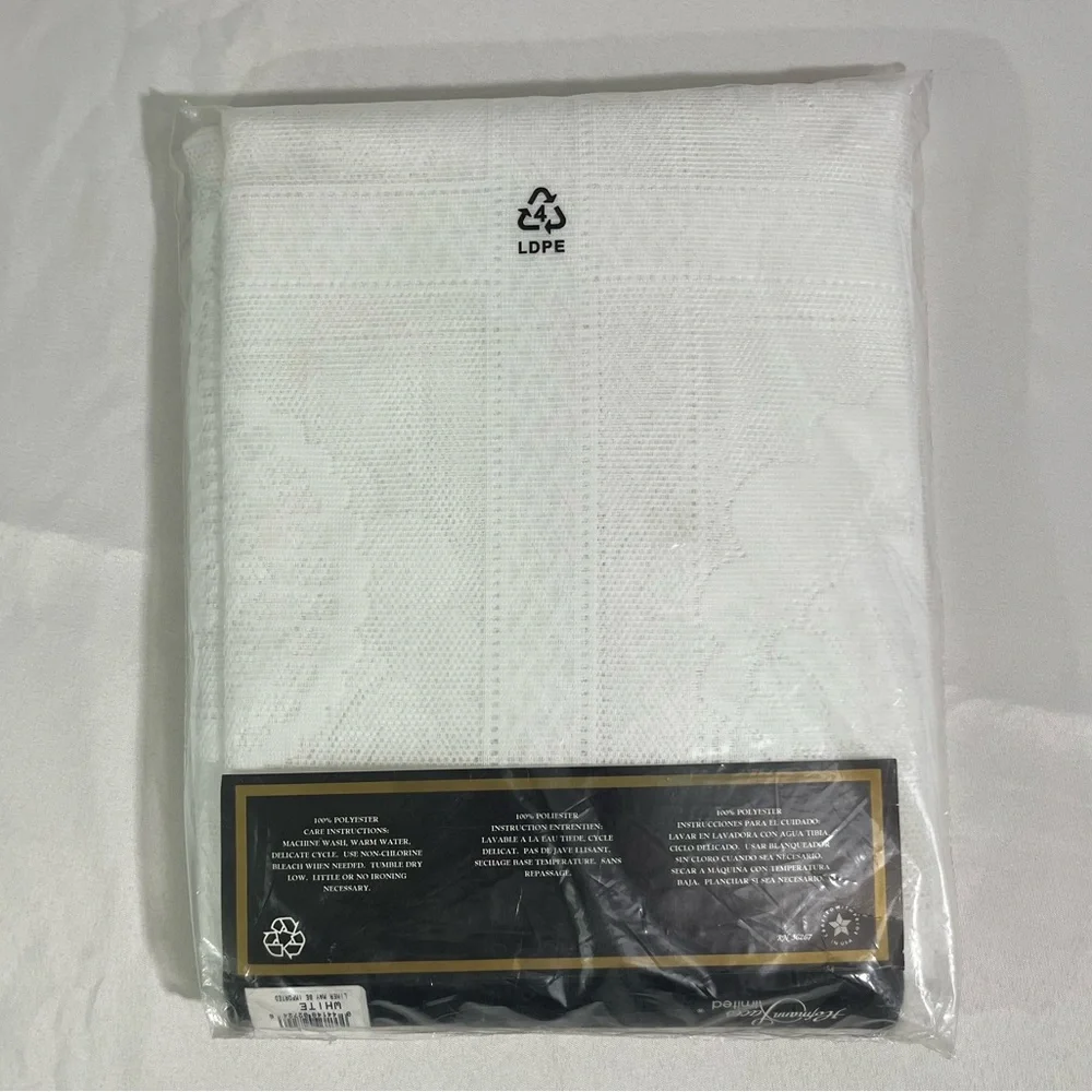 VTG White Lace Shell Pattern Shower Curtain with Liner 72x72 inches